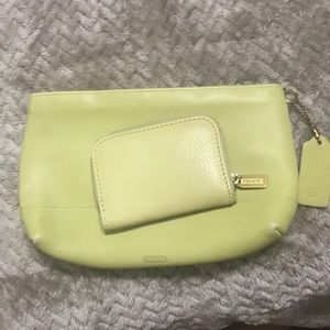 VINTAGE COACH SET!!!!! PLACE YOUR OFFER